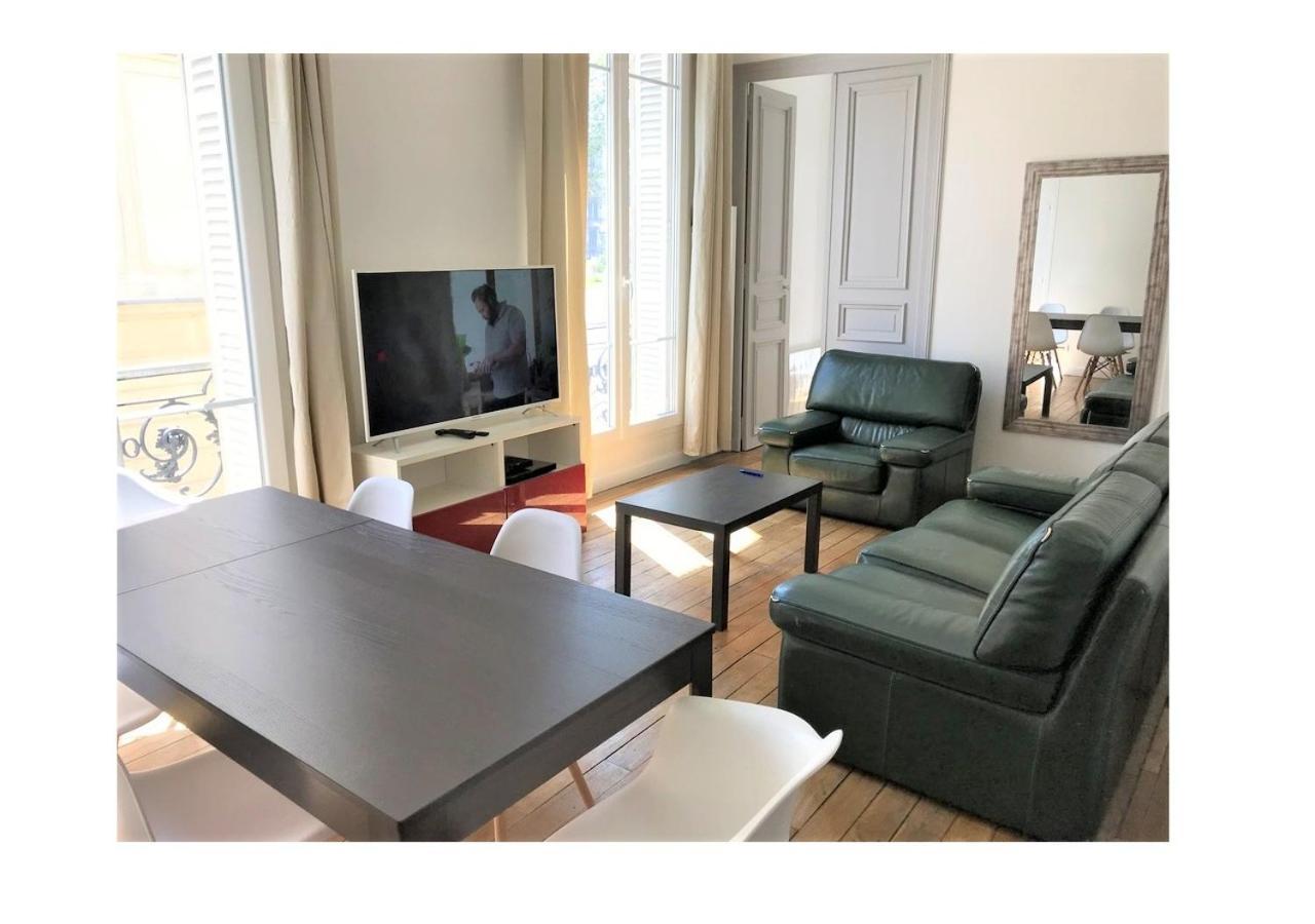 Appartement Avec Vue Cathedrale - 1 A Reims Kültér fotó